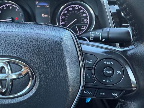 Used 2019 Toyota Camry LE image 16