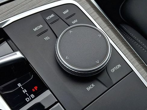 Used 2025 BMW i4 xDrive40i w/ Parking Assistance Package image 29