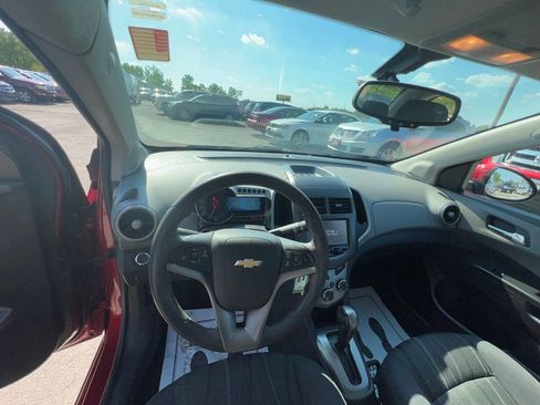 Used 2014 Chevrolet Sonic LT FWD image 3