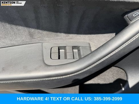 Used 2023 Tesla Model Y Long Range AWD/4WD image 16