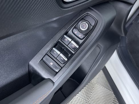 Used 2025 Subaru Crosstrek 2.5i Limited w/ Popular Package #3A image 14