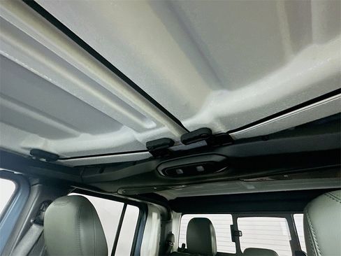 New 2026 Jeep Gladiator Mojave w/ Technology Group image 14