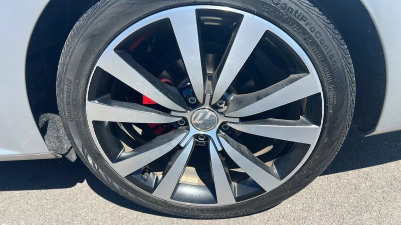 Used 2018 Volkswagen Passat 3.6 FWD image 12