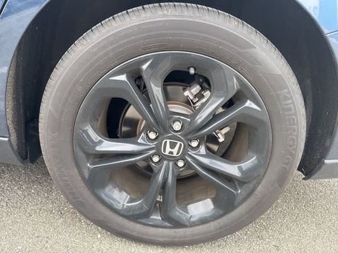 Used 2025 Honda Accord SE image 15