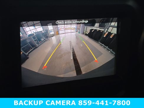 Used 2022 Jeep Wrangler Willys image 3