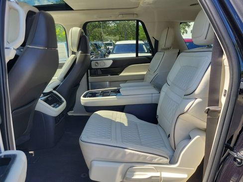 Certified 2023 Lincoln Navigator L Black Label AWD/4WD image 8