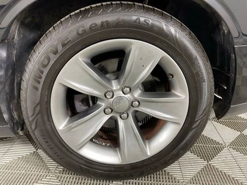 Used 2019 Dodge Challenger R/T RWD image 27