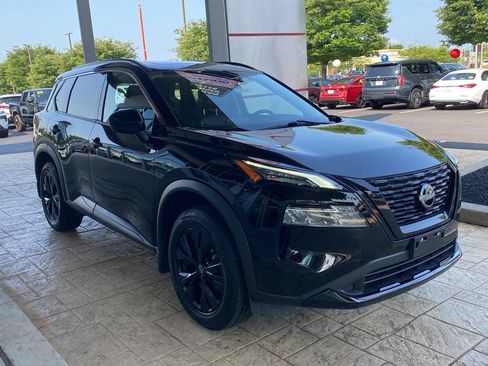 Certified 2023 Nissan Rogue SV w/ SV Premium B Package AWD/4WD image 3