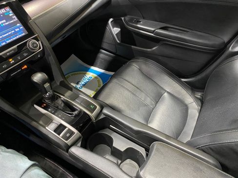 Used 2016 Honda Civic Touring image 15