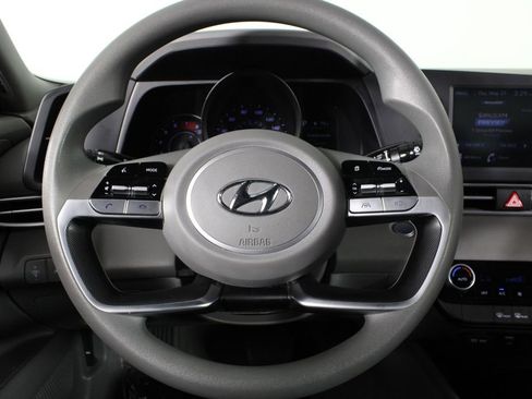 Certified 2023 Hyundai Elantra SEL FWD image 10