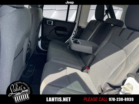 Used 2024 Jeep Wrangler Sport S w/ Convenience Group image 15