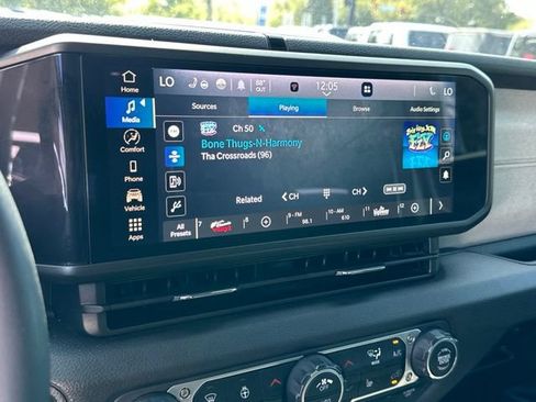 Used 2024 Jeep Wrangler Unlimited Sport AWD/4WD image 6