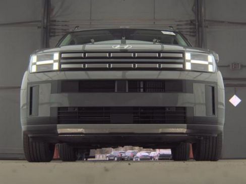 Used 2024 Hyundai Santa Fe SEL image 3