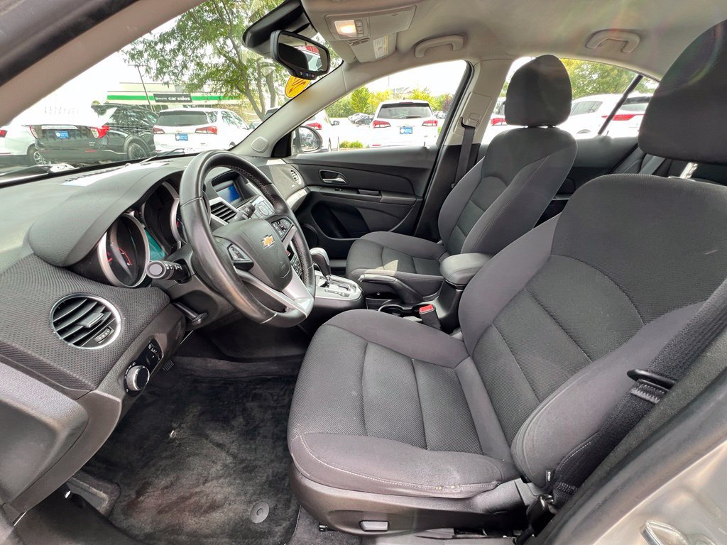 Used 2013 Chevrolet Cruze LT FWD image 18