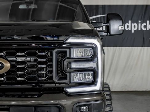 Used 2025 Ford F350 King Ranch image 41