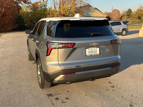 New 2026 Chevrolet Equinox LT w/ Convenience Package II image 3