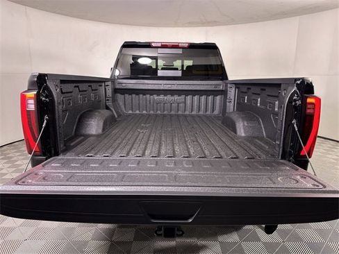 New 2026 GMC Sierra 2500 SLT w/ SLT Premium Package image 26