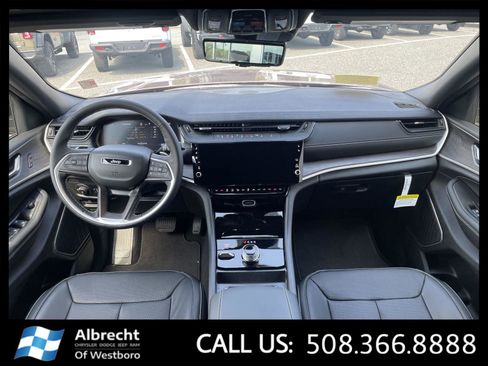 New 2026 Jeep Grand Cherokee L Limited AWD/4WD image 19