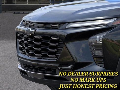 New 2026 Chevrolet Trax ACTIV w/ Sunroof Package image 13