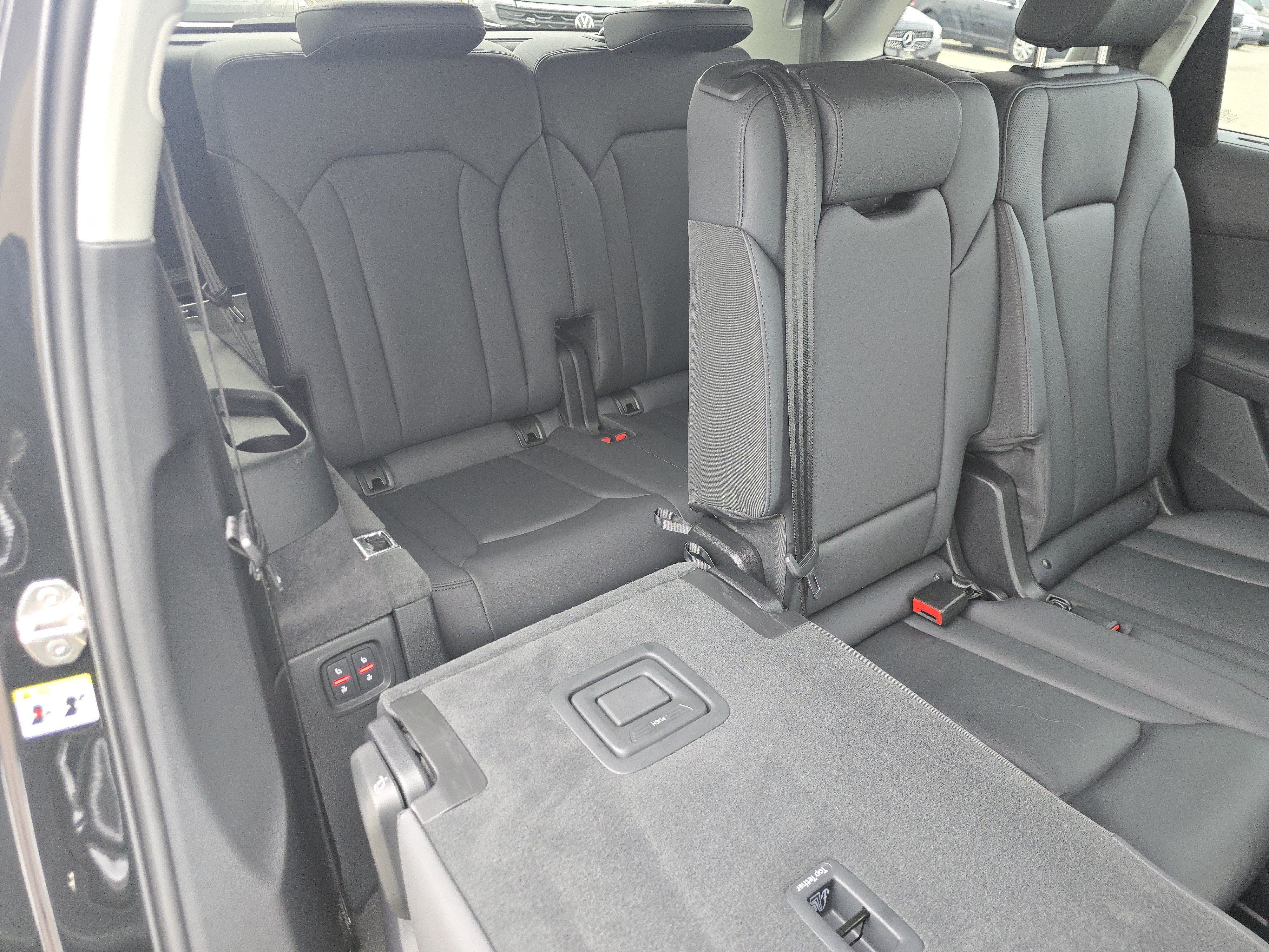 Certified 2024 Audi Q7 3.0T Prestige AWD/4WD image 19