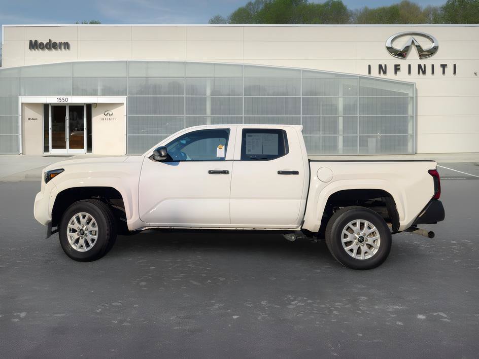 Used 2025 Toyota Tacoma SR RWD image 6