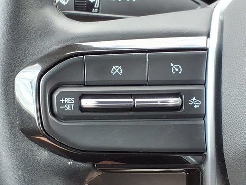 Used 2023 Chevrolet Colorado LT w/ LT Convenience Package III AWD/4WD image 25