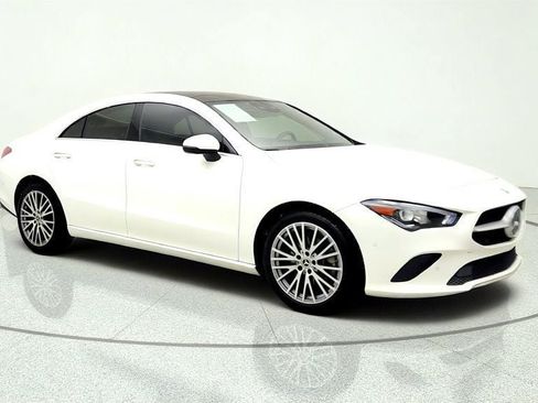 Used 2023 Mercedes-Benz CLA 250 w/ Premium Package image 3