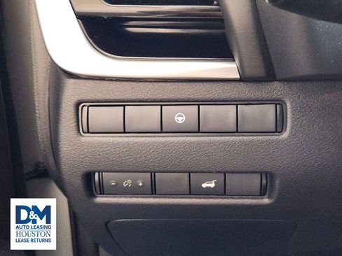 Used 2022 Nissan Rogue SL w/ SL Premium Package image 29