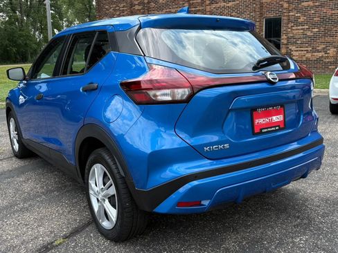 Used 2021 Nissan Kicks S FWD image 7