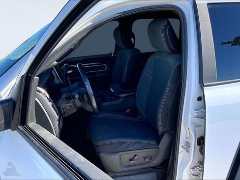 Used 2022 RAM 3500 Big Horn w/ Night Edition image 3