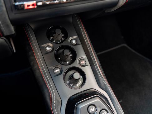 Used 2020 Lotus Evora RWD image 22