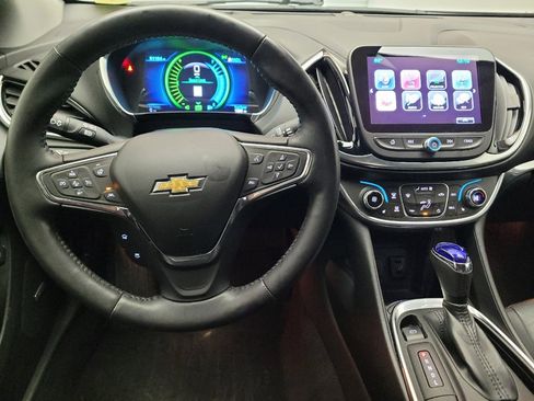 Used 2017 Chevrolet Volt Premier w/ Driver Confidence II Package FWD image 22