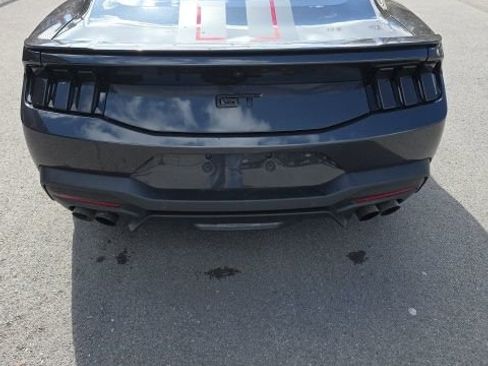 Used 2024 Ford Mustang GT Premium image 5