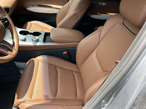 New 2026 Genesis GV70 2.5T Advanced AWD/4WD image 16