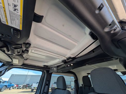 Used 2024 Jeep Wrangler Sport S image 19