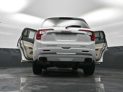 Used 2023 GMC Acadia Denali AWD/4WD image 30