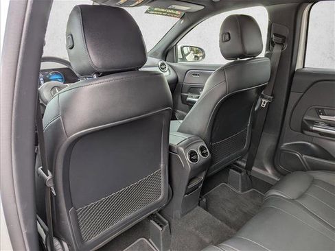 Used 2022 Mercedes-Benz GLA 250 image 23
