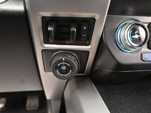 Used 2021 Ford F350 Platinum image 17