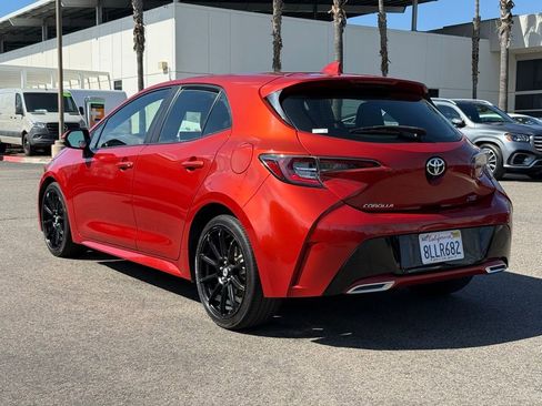 Used 2019 Toyota Corolla XSE image 7