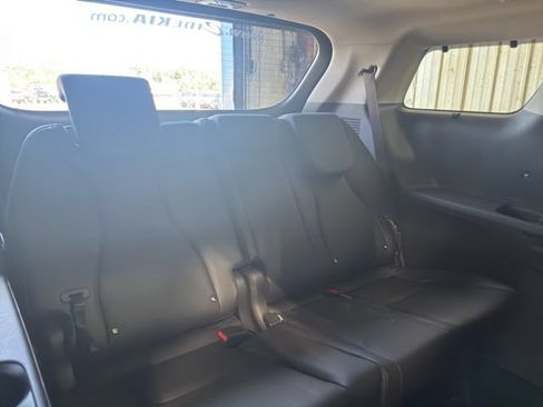 New 2027 Kia Carnival SX w/ Dark Edition Package FWD image 18