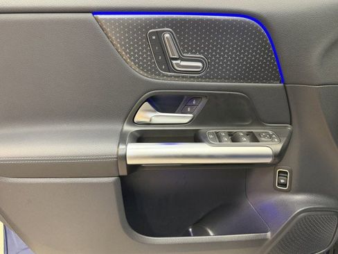 Certified 2025 Mercedes-Benz GLA 250 image 25