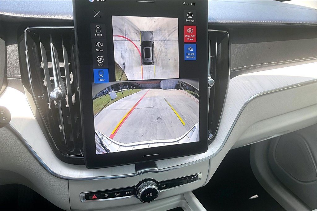 Certified 2026 Volvo XC60 B5 Ultra AWD/4WD image 29