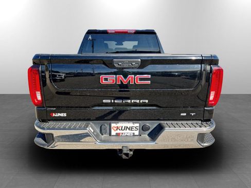 Used 2025 GMC Sierra 1500 SLT AWD/4WD image 8
