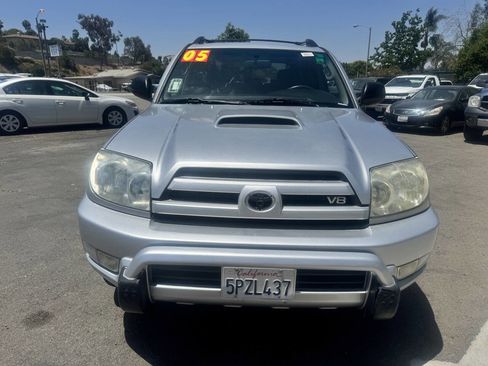 Used 2005 Toyota 4Runner SR5 RWD image 7