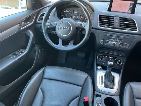 Used 2018 Audi Q3 2.0T Premium Plus w/ Premium Plus Package AWD/4WD image 17