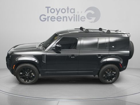 Used 2023 Land Rover Defender 110 X-Dynamic SE AWD/4WD image 6
