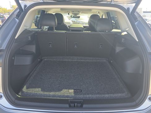 New 2026 Volkswagen Tiguan SE image 15