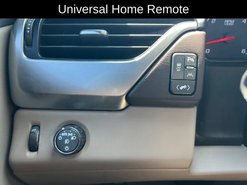 Used 2019 Chevrolet Tahoe LT w/ LT Signature Package RWD image 27