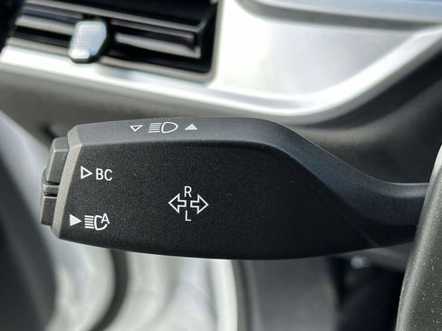 Used 2026 BMW X5 xDrive40i image 24