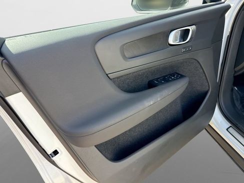 Certified 2023 Volvo XC40 Recharge Plus AWD/4WD image 18